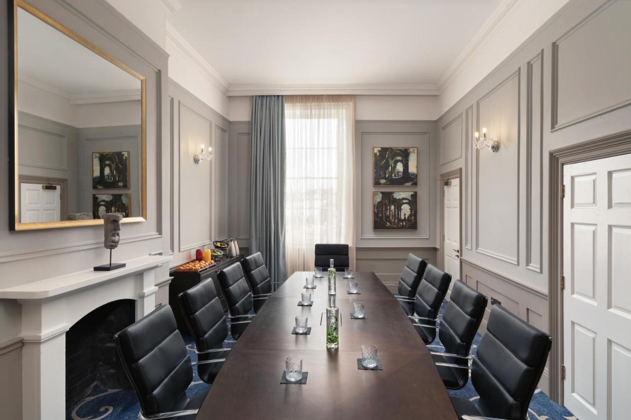 ホテル Ensana Buxton Crescent エクステリア 写真 The boardroom at the hotel